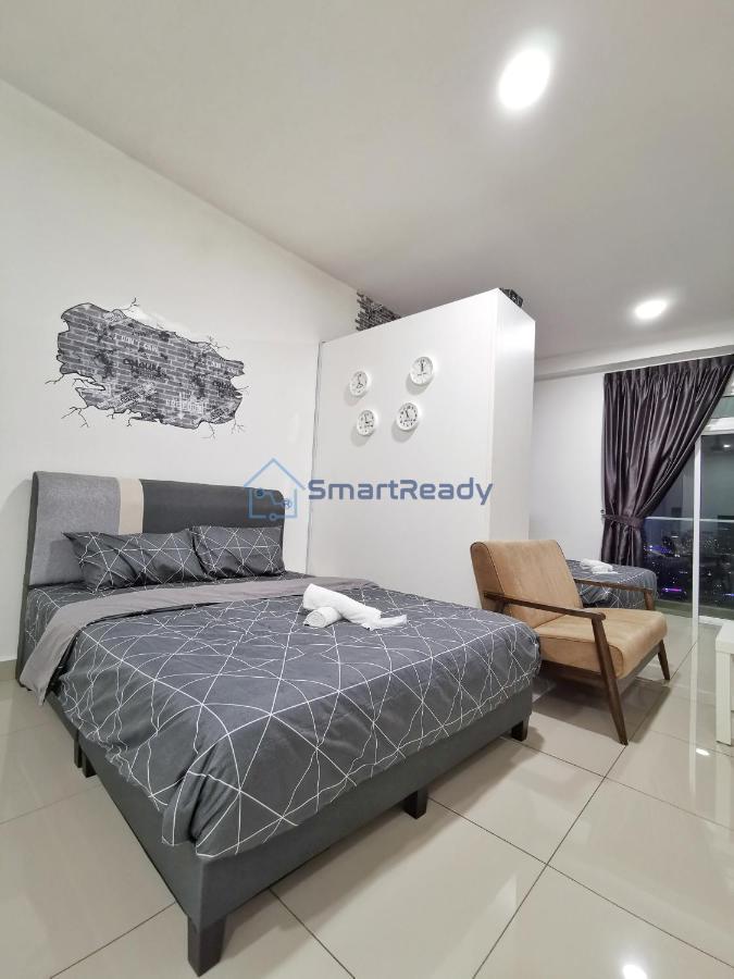 Twin Galaxy Suites By Sr Home 新山 外观 照片