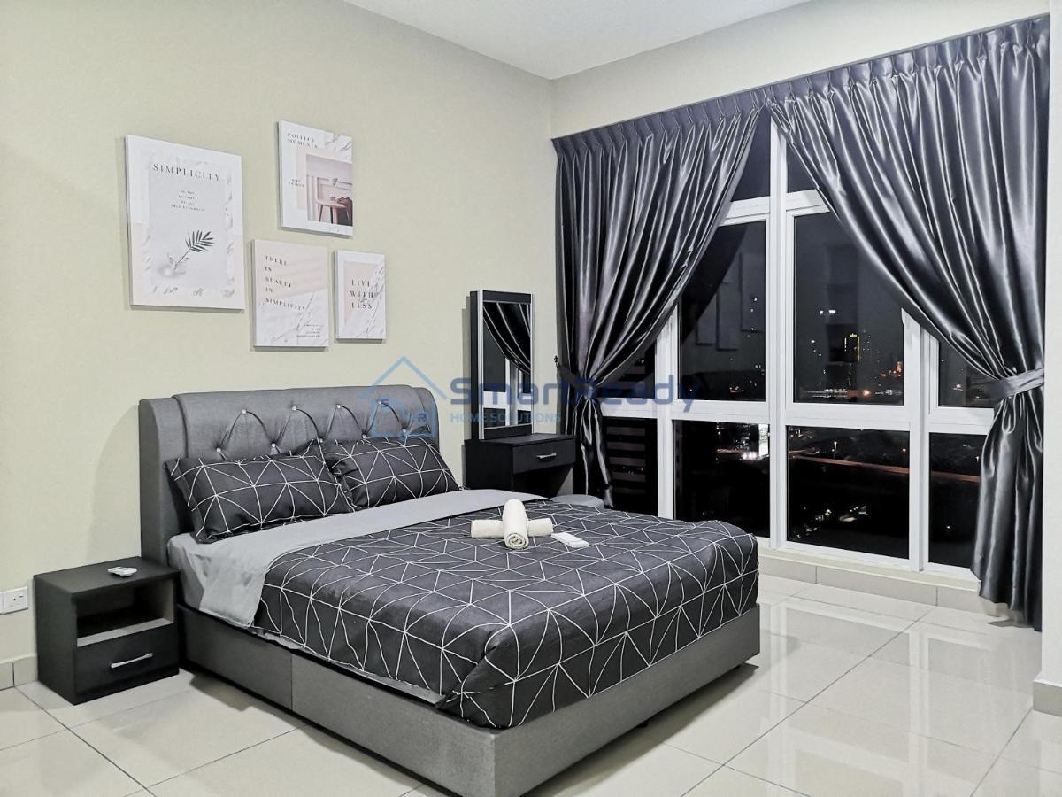 Twin Galaxy Suites By Sr Home 新山 外观 照片