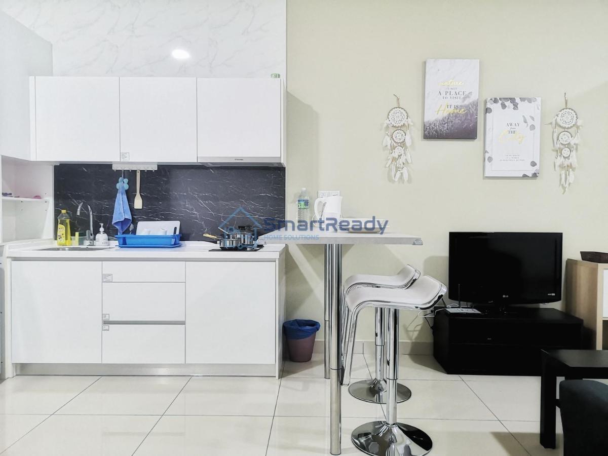 Twin Galaxy Suites By Sr Home 新山 外观 照片