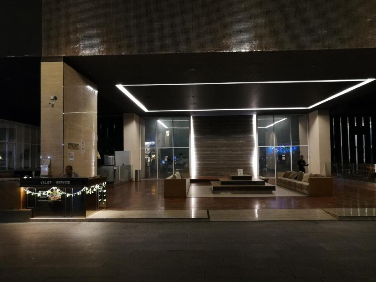Twin Galaxy Suites By Sr Home 新山 外观 照片
